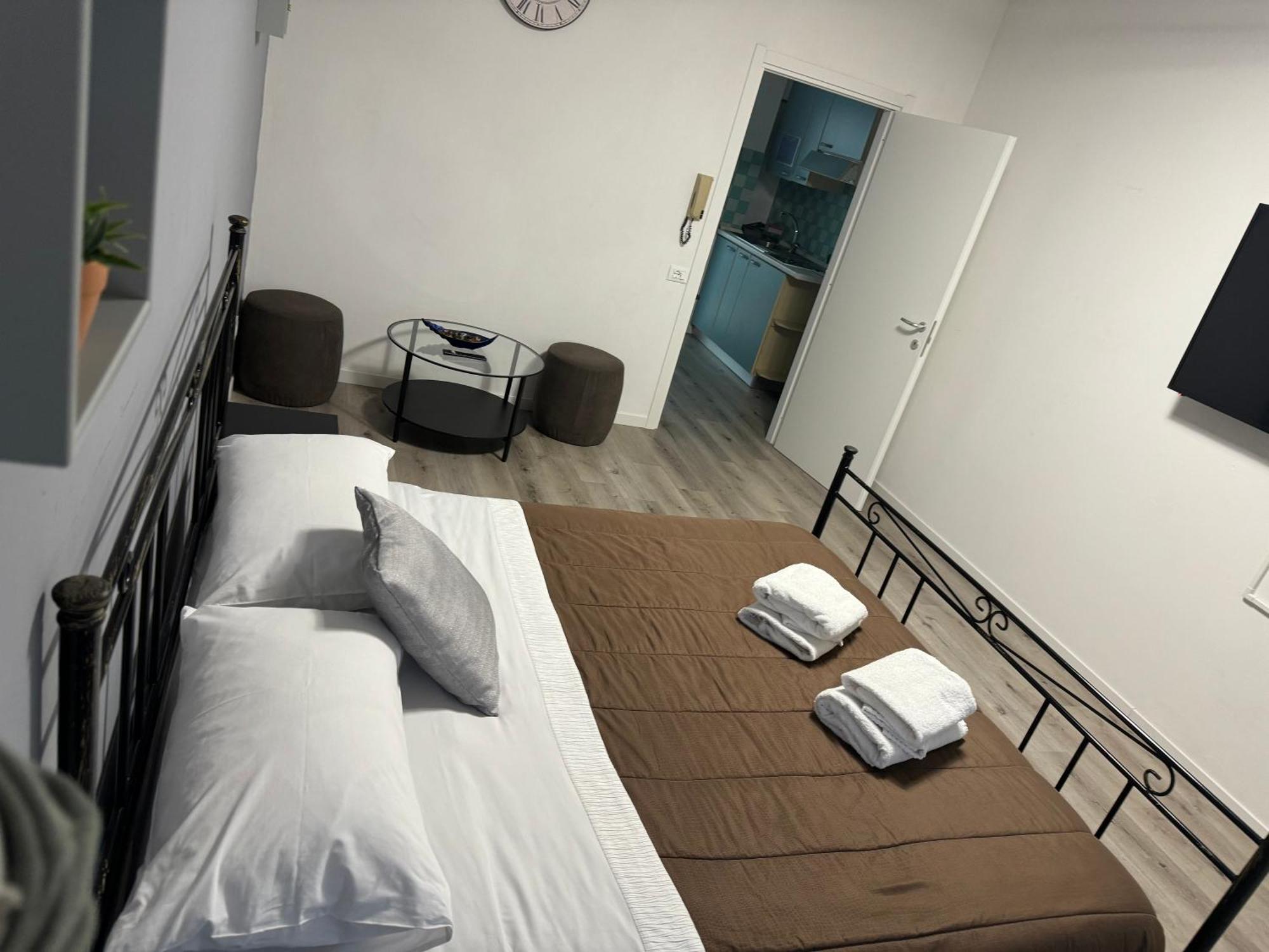 B&B Clesio & Residence Buonconsiglio Apartments トレント エクステリア 写真
