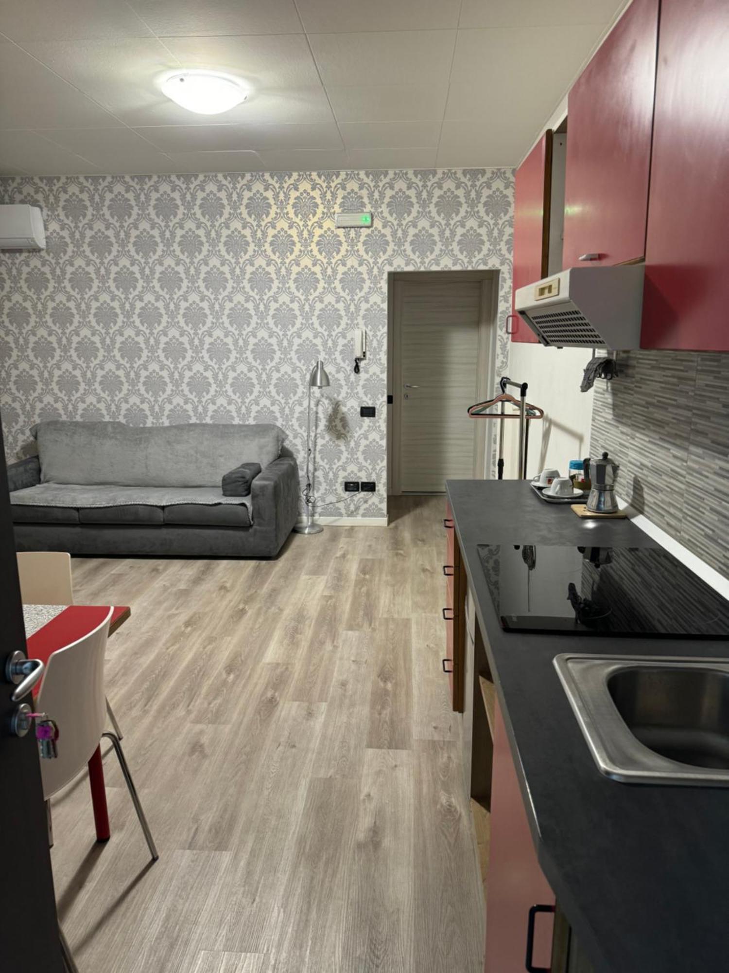 B&B Clesio & Residence Buonconsiglio Apartments トレント エクステリア 写真